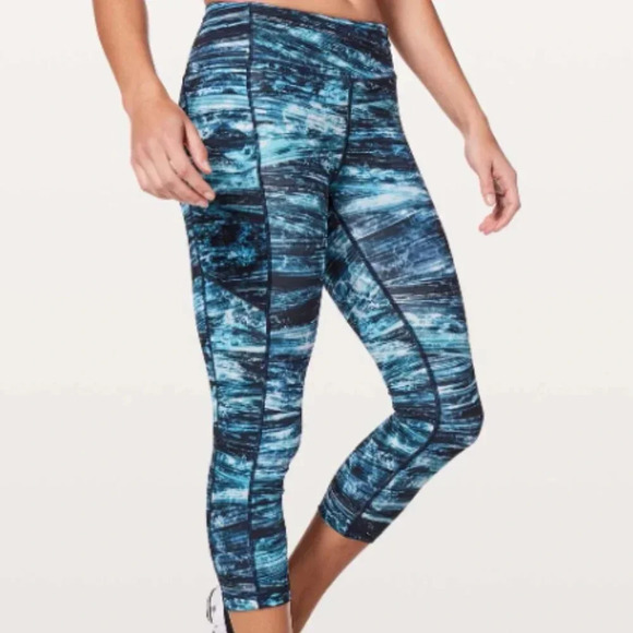 Lululemon Speed Up Crop leggings Shorelines Multi Blue lightweight  SZ 12 - Picture 1 of 16